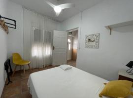 Casa Rural Berta, hotel in El Picazo