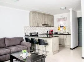 7 on Laibach - Buhrein Estate, Kraaifontein
