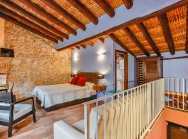 Fonda La Grancha, hostel σε La Fresneda