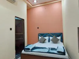 NARAYANI paying guest house