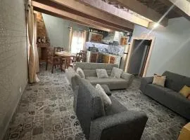 Casa Piedra Parada