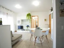 Central House near the Airport and beach