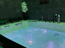 G7 Loft SPA & Terrasse centre Angouleme, hotel con hidromasaje en Angulema