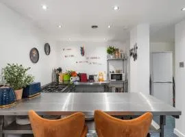 Westminster Classic Massionette