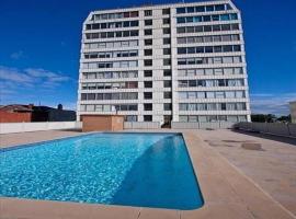 Sensational St Kilda stay at Sunset Beach Tower, hotel v Melbourne