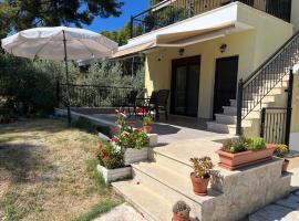 EPavli Xenia Pefkochori-Paliouri 50m, hotel em Paliouri