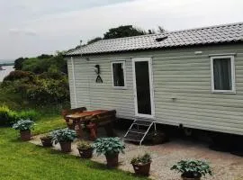 Sea breeze, modern, cosy holiday home