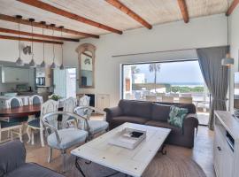 Over the Moon, hotel en Paternoster