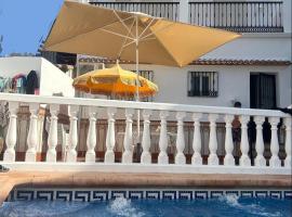 El Siprer, hotel v destinaci Anna