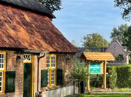 Domestico Bed & Breakfast, place to stay in Lage Mierde