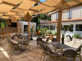AUBERGE DES PINS, hotel em Bandol