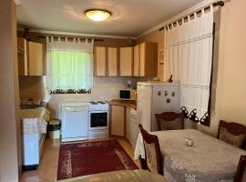 Planinska kuća Lazović, vila v destinaci Kotor