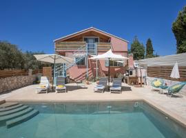 Zante Villa Amici Loft, hotel con campo de golf en Laganas