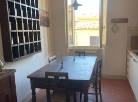 casa blu, hotel in Rapolano Terme