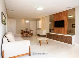 Elegante Apartamento com Vista Mar em Atalaia
