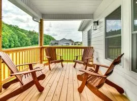 Flippin Vacation Rental Walk to White River!