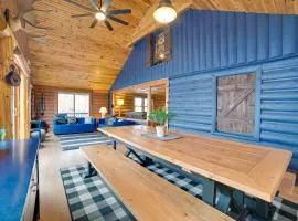Diamond Lake Waterfront Cabin with Deck and Dock!