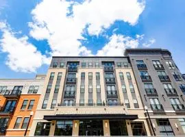 3 Stylish apartments near shops and entertainment
