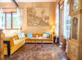 Tranquil Villa, Nature s Embrace