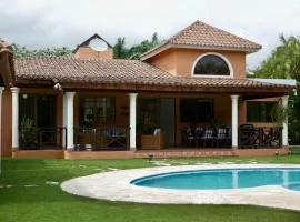 Villa-Aurora JuanDolio-3Br-4Bds-6Px-WiFi-BBQ-Pool-TVSmart