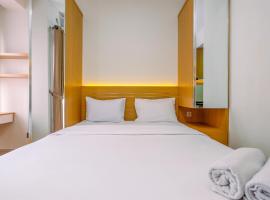 Comfort and Best Deal Studio Room Transpark Cibubur Apartment By Travelio, hotel di Depok