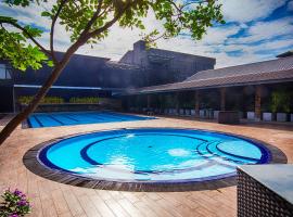 The Full Moon Hotel Katunayake, hotelli kohteessa Katunayaka lähellä lentokenttää Bandaranaiken kansainvälinen lentokenttä - CMB 
