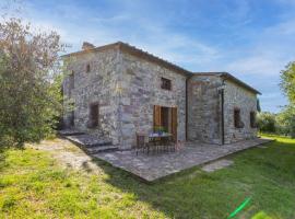 Holiday Home Cerretino Vigna by Interhome, hotel in Castellina in Chianti