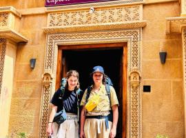 Explore Hostel Life Jaisalmer, hostel in Jaisalmer