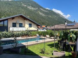 Wellness Apartment Ilse - Apartment mit eigenem Spa, hotel in Thaur
