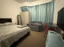 Double Room - Shared Bathroom, No Parking