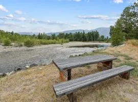 River Bend Lodge