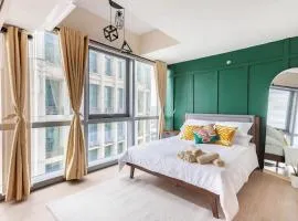 The Sweet Escape 1 BR w Pool, Sauna, Gym and More