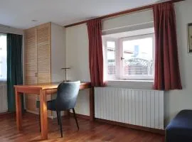 Gemütliches Blockhaus fußläufig zur Messe
