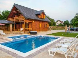 4 Bedroom Awesome Home In Vukovar