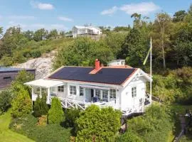 Beautiful Home In Uddevalla With Wifi