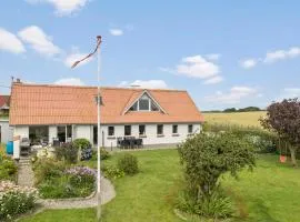 Cozy Home In Øster Assels With Wifi