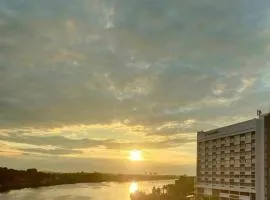 Riverbank suites apartment level 9
