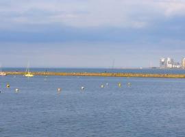 Lovely Sea Rooms, Easy Access to Centre & Airport, hotell Edinburghis