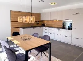 4-Zimmer Wohnung, zentral Fränkische Schweiz, Neubau, Parkplatz, 3 SZ, 2 BZ, große Terrasse