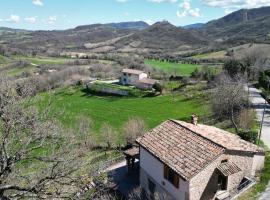 Country house - il Rampichino, Hotel in Cagli
