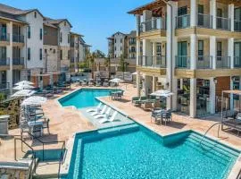 Bee Cave Hill Country Resort Condos by Barsala