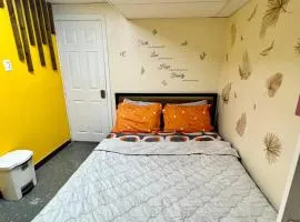 R7 Room Near Airport