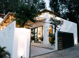 Coral Bay Kingroom