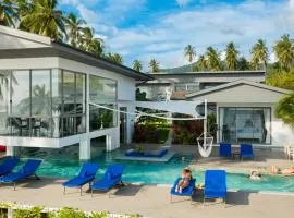 Luxurious Beachfront Five Bedrooms Bella Samui Beach Villa