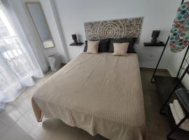 Ely Home, hotel di Garrucha