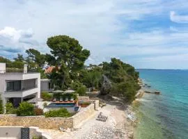 Villa Pinea ZadarVillas