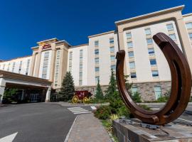 Hampton Inn & Suites Staten Island, hotel v destinaci Staten Island