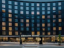 Embassy Suites By Hilton Madison Downtown, hôtel à Madison près de : Aéroport régional de Dane County - MSN