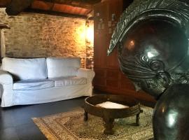 Locanda La Campana: Agnone'de bir Oda ve Kahvaltı