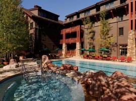 Aspen Ritz-Carlton 3 Bedroom Ski In, Ski Out Residence Includes Slopeside Heated Pools And Hot Tubs, hotel i Aspen